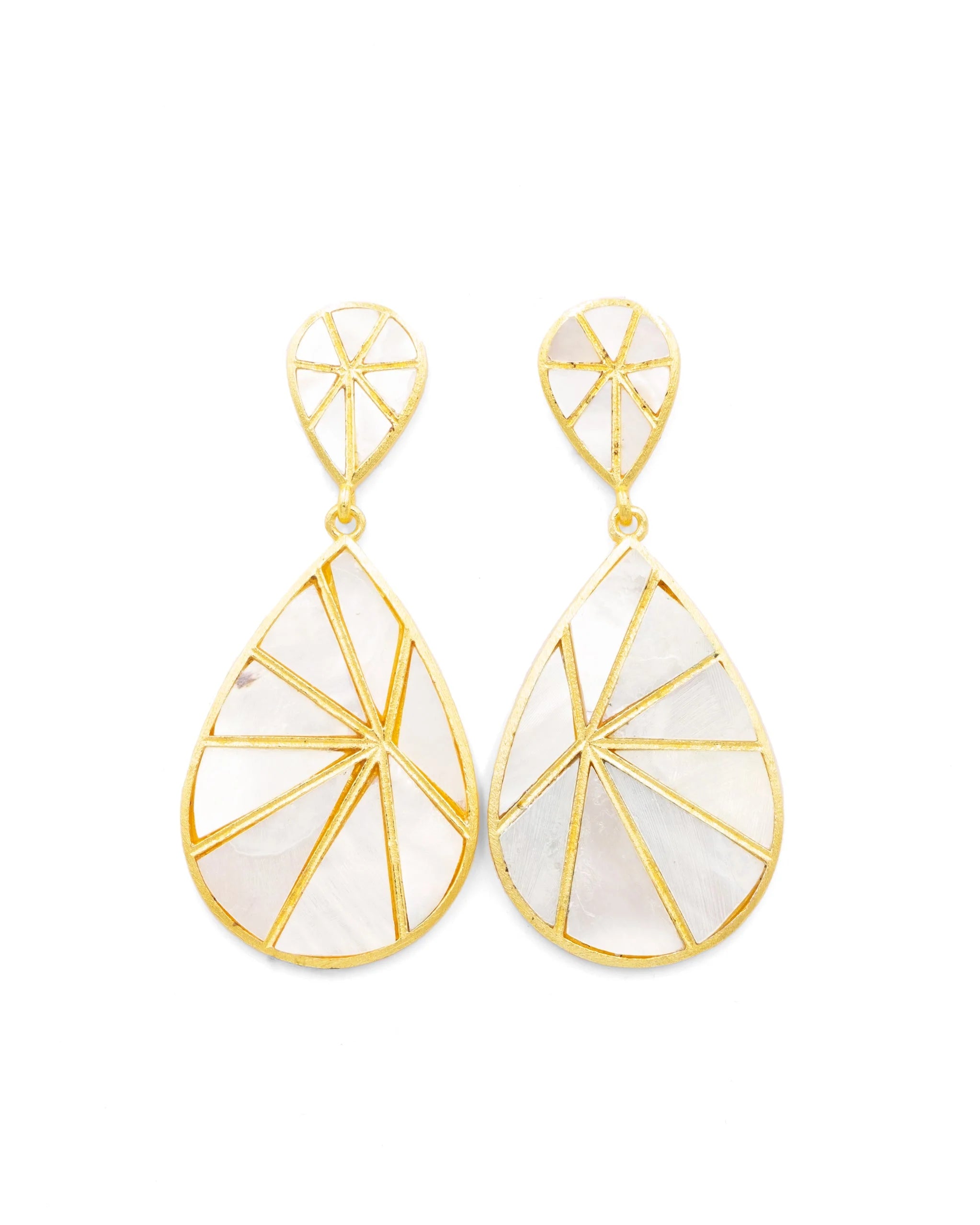 Pendiente Dorado Ammar Madre Perla TIAHRA S5817-MP