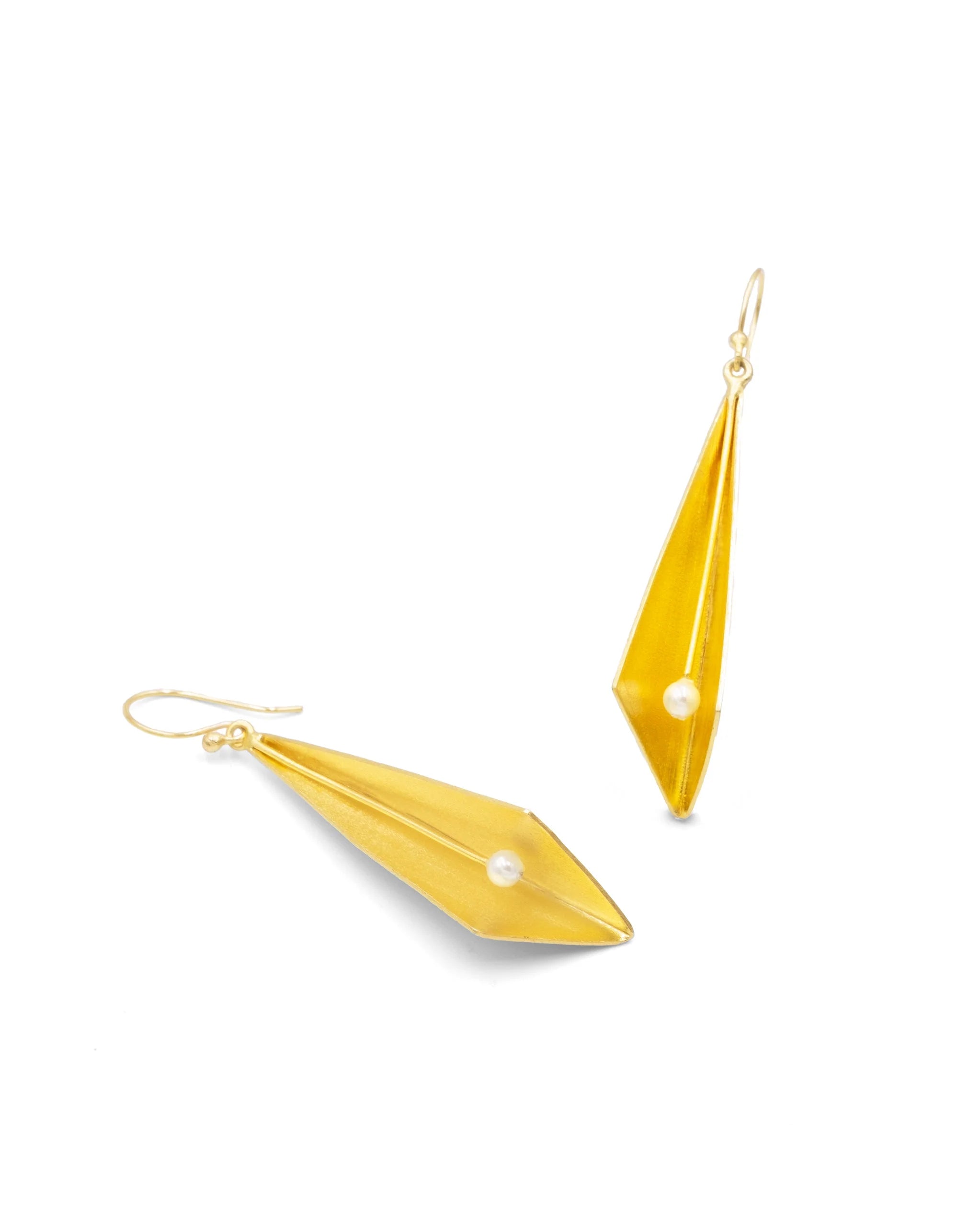 Pendientes Dorados Falak Madre Perla Tiahra K5822