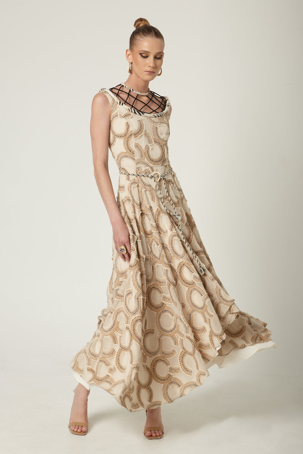 VESTIDO LARGO ESCOTE CORDONES SENAPETI ÉTNICO MASAVI