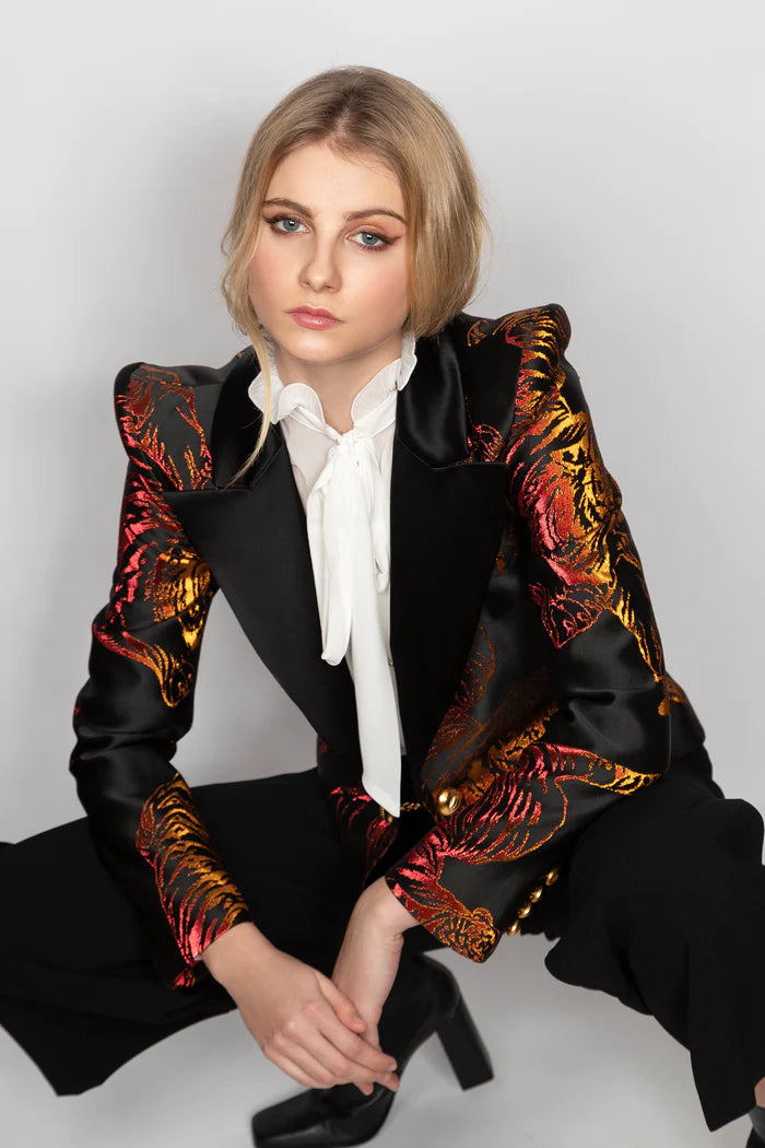 Chaqueta Tavis negra La Condesa