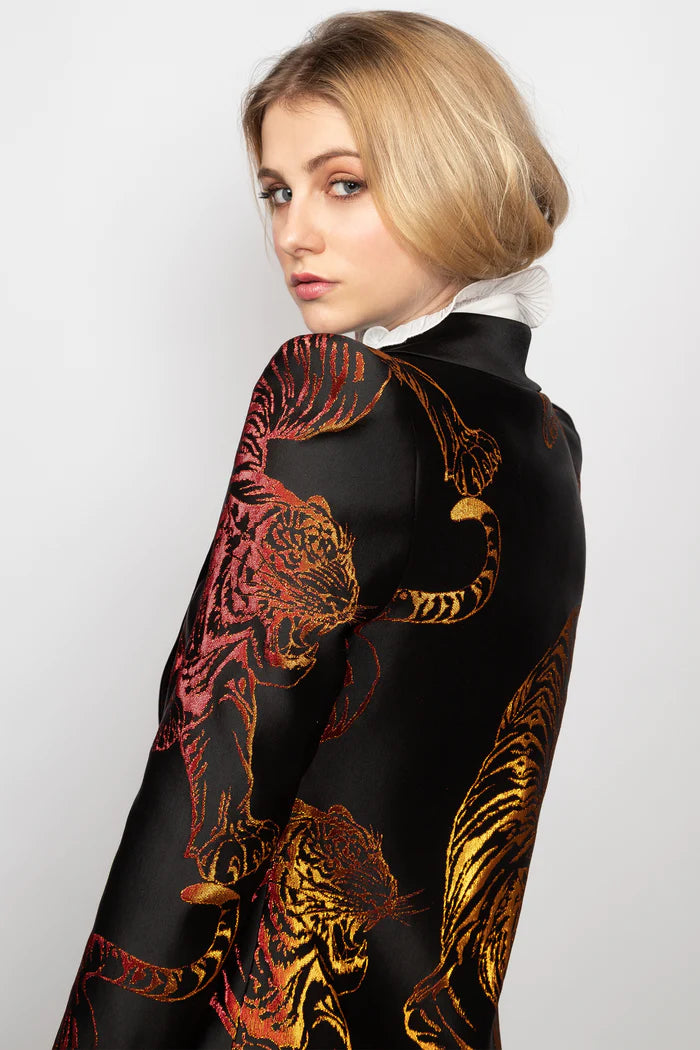 Chaqueta Tavis negra La Condesa