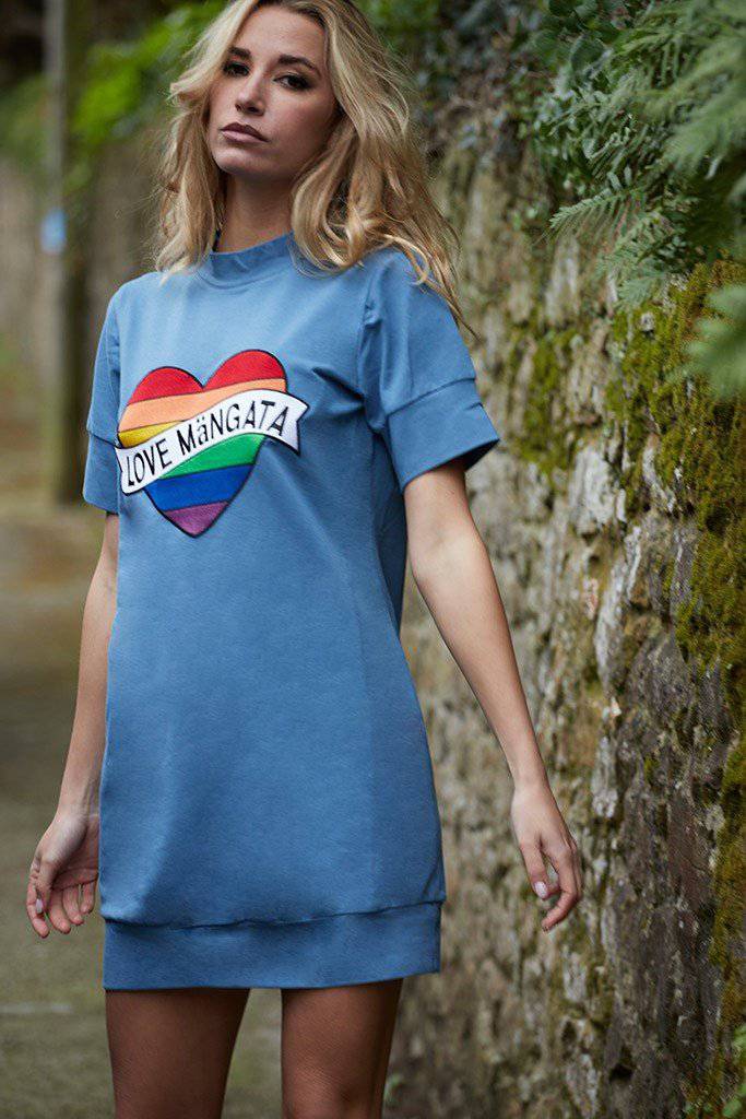 Vestido tipo camiseta azul denim parche corazón multicolor - Bayolo Concept Store